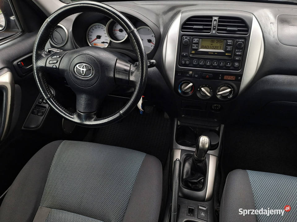 Toyota RAV4 benzyna 18VVTi stan II 20002005 Olsztyn