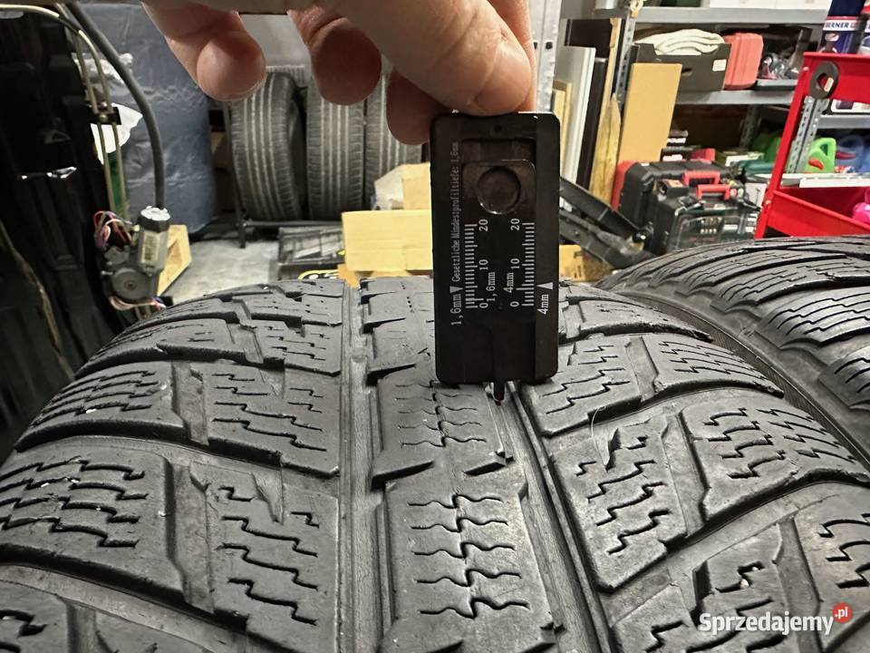 Nokian WR SUV3 24560 R18 opony zimowe