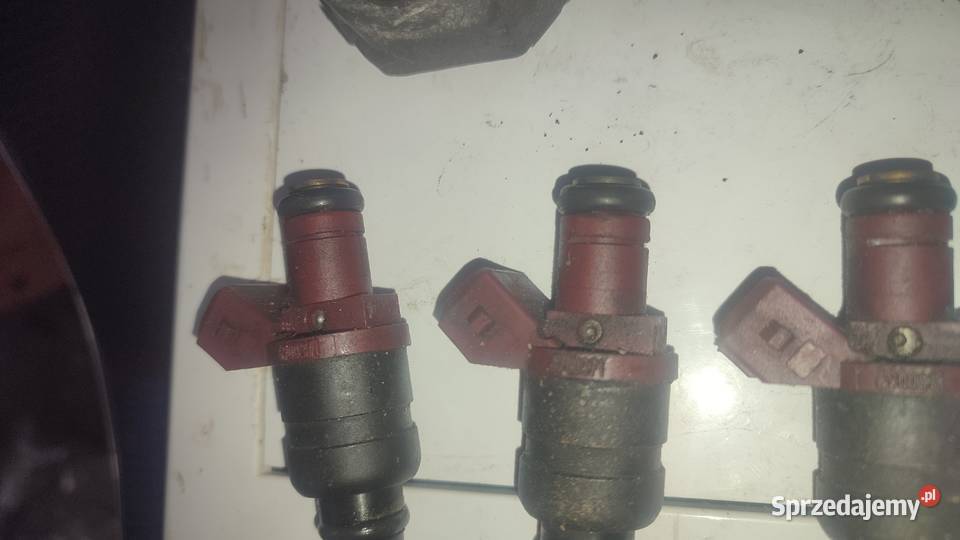 Wtryskiwacze Volvo v40 t4 19 TB 235hp 440 Rok produkcji 1998 lubelskie sprzedam