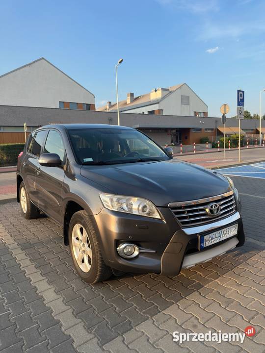 Toyota Rav4 Polski Salon Prywatnie Bezwypadkowa tempomat sprzedam