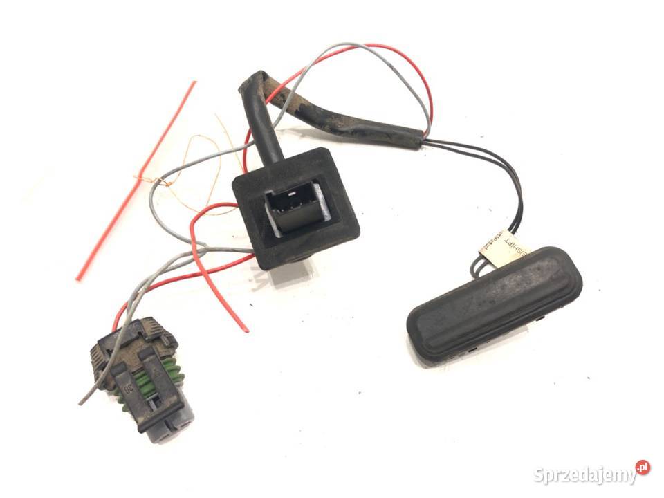 KLAMKA KLAPY TYŁ OPEL INSIGNIA A 13422269 Kombi