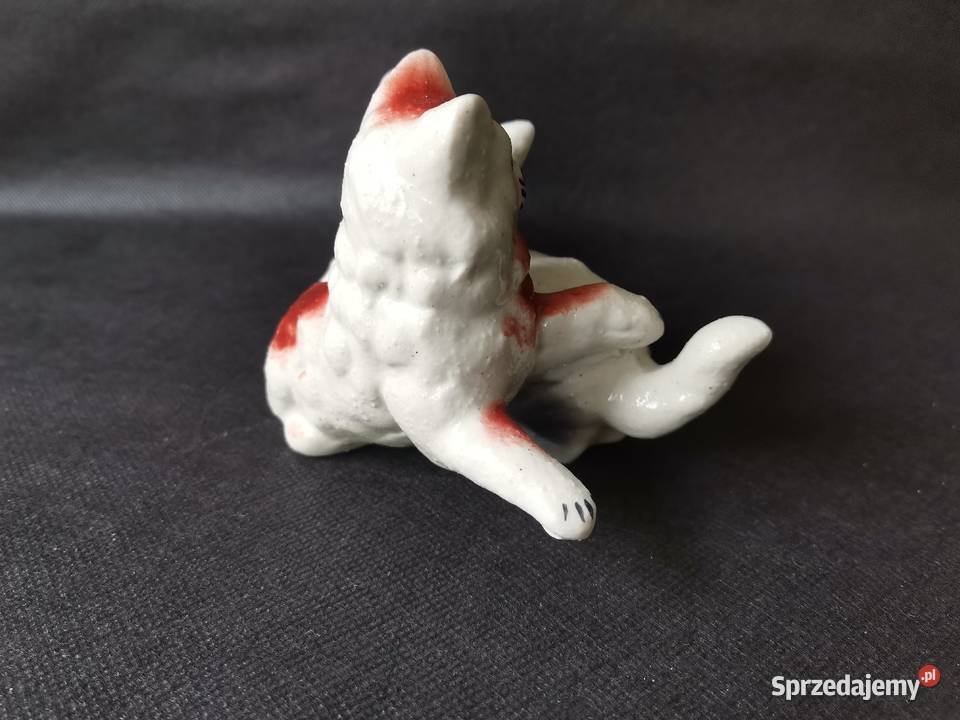 Stara porcelanowa figurka Koty z Piłką Katowice sprzedam