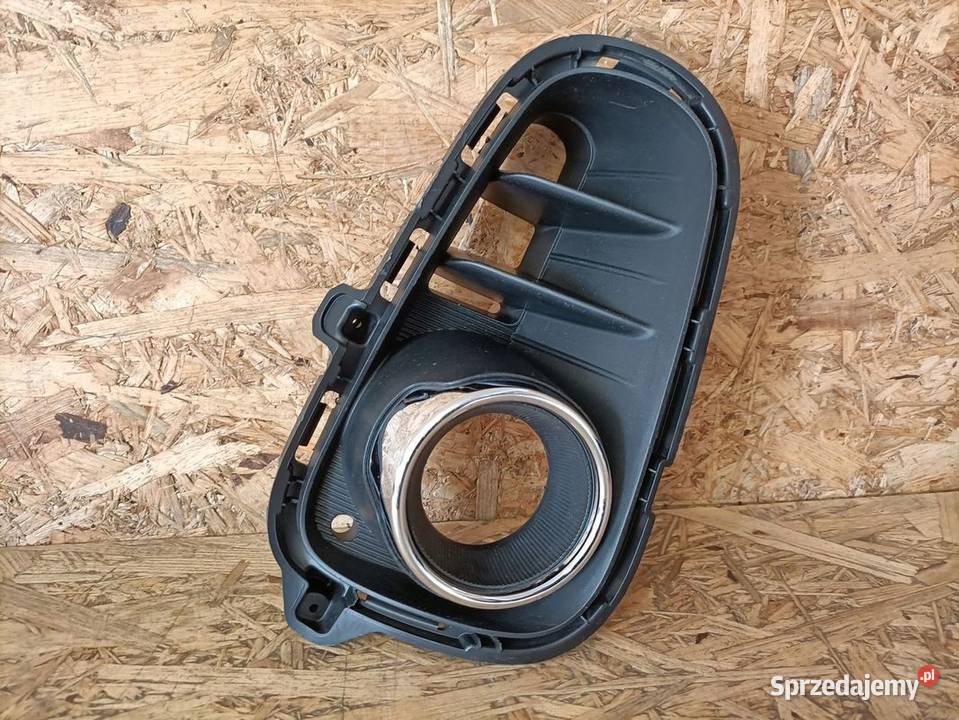 KIA RIO IV 17 RAMKA KRATKA HALOGENU LEWY PRZÓD Pleszew