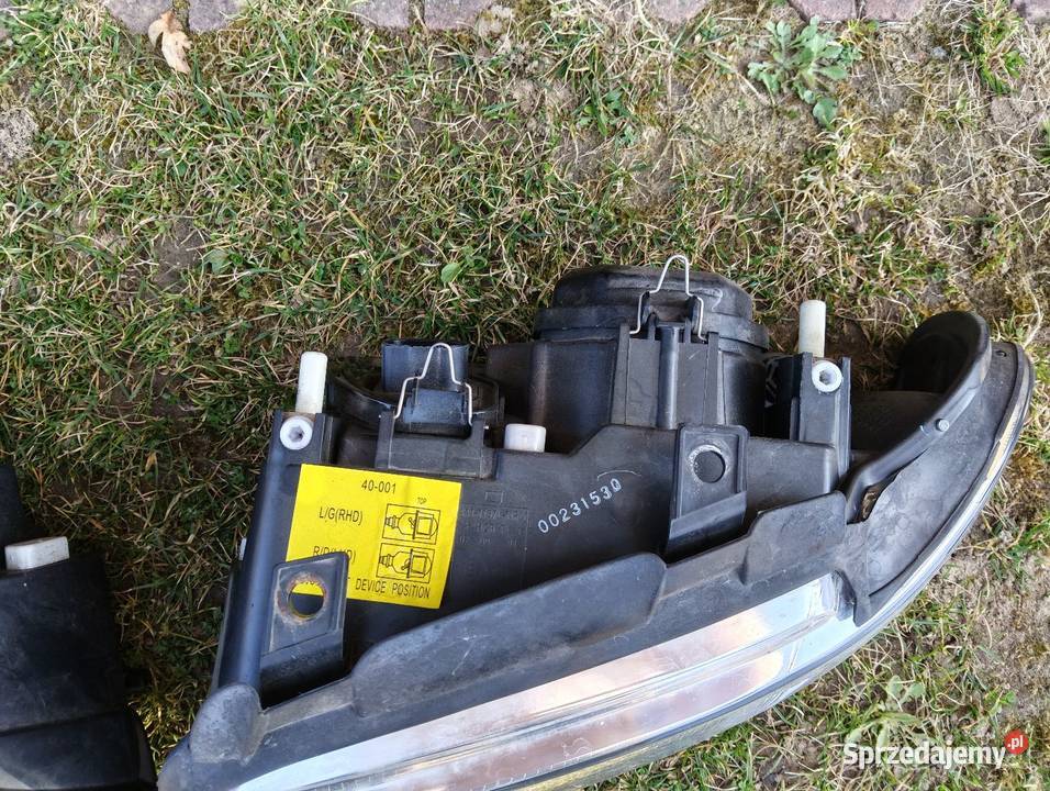 Lampy przód Audi A4 B5 Lift małopolskie Chojnik sprzedam