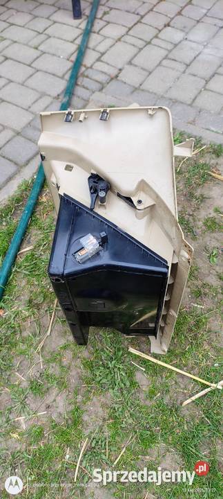 Schowek strona pasażera Golf 4 Bora beżowy Schowki, półki Lubin