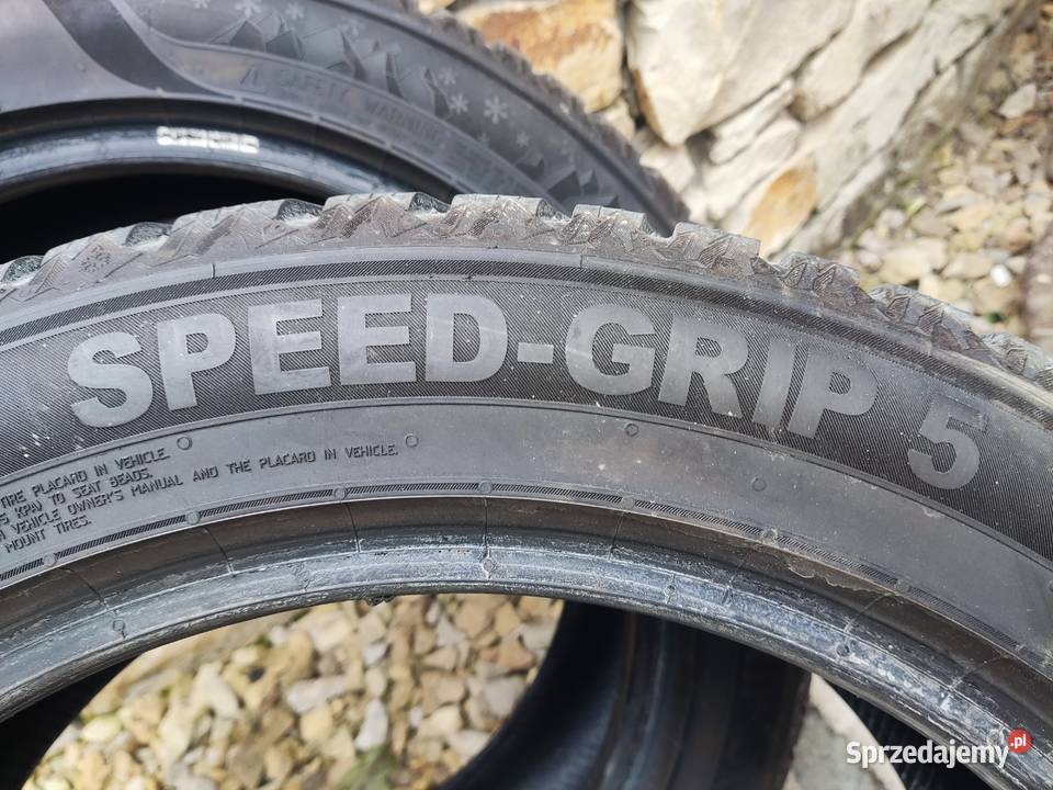 2 zimowe opony używane 486mm Semperit 205 55 R17 Samochodowe małopolskie Kraków