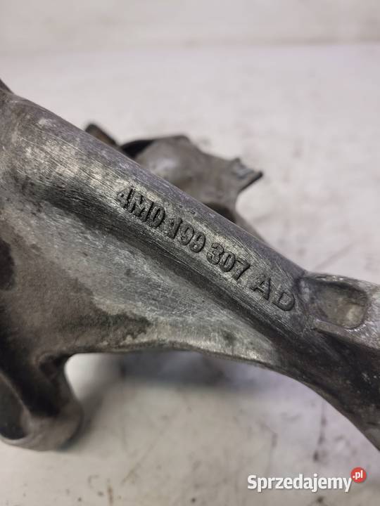 ŁAPA SILNIKA LEWA AUDI A4 B9 A5 4M0199307AD Przystajń sprzedam
