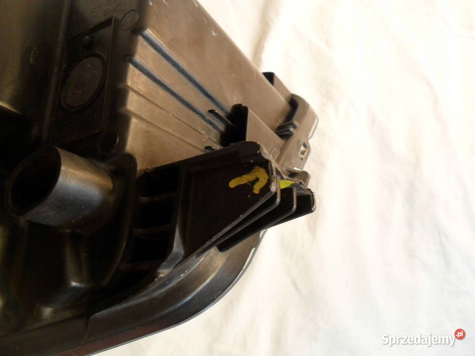 REFLEKTOR PRZÓD STRONA PRAWA FORD KUGA III