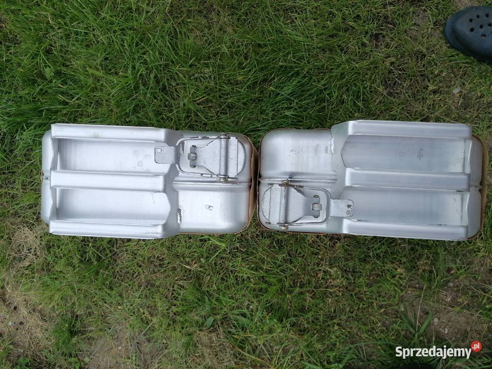 Nowe aluminiowe kanistry radzieckie 20 litrowe pomorskie Sierakowice