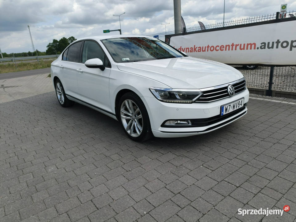 Volkswagen Passat Piękny Volkswagen Passat B8 B8 czujnik zmierzchu