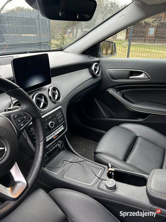 Niezawodny Mercedes GLA 200D Katowice sprzedam