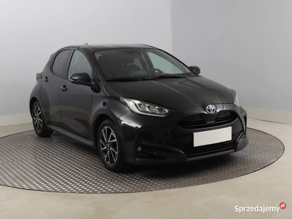 Toyota Yaris 15 VVTi Hybrid 1490cm3 Bielany Wrocławskie