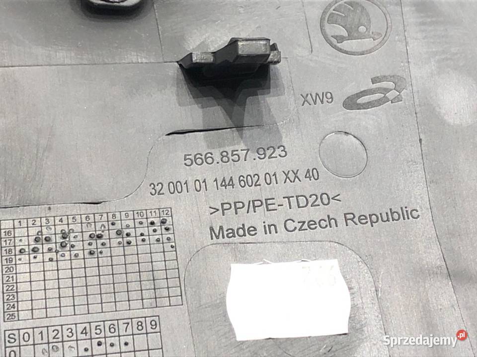 SCHOWEK KIEROWCY SKODA KODIAQ Hatchback