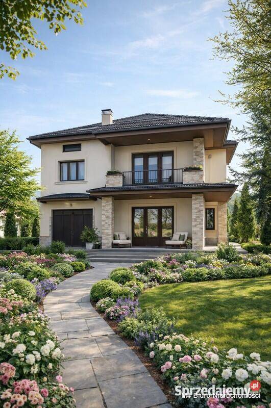 DOM W IWONICZU UZDROWISKA 600m2 Iwonicz