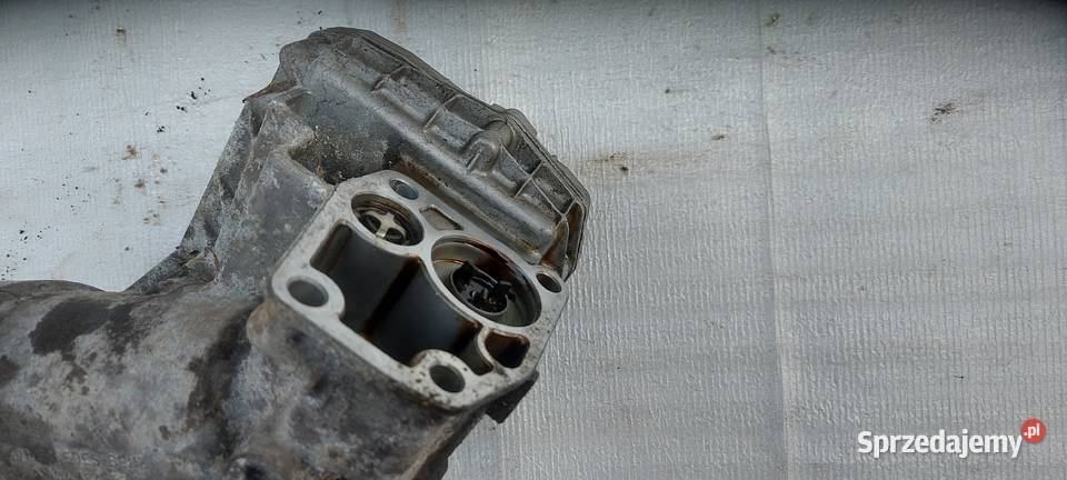Podstawa filtra oleju mercedes w210 28 32 r6 osobowe Pozostałe Zbąszyń