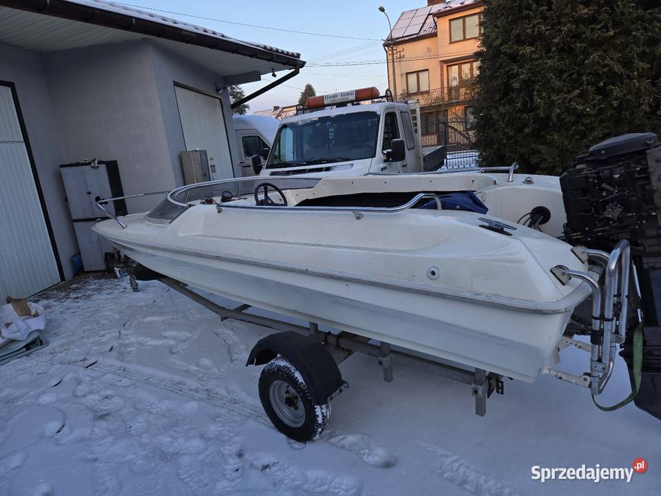 Motorówka z przyczepą Ostrołęka sprzedam