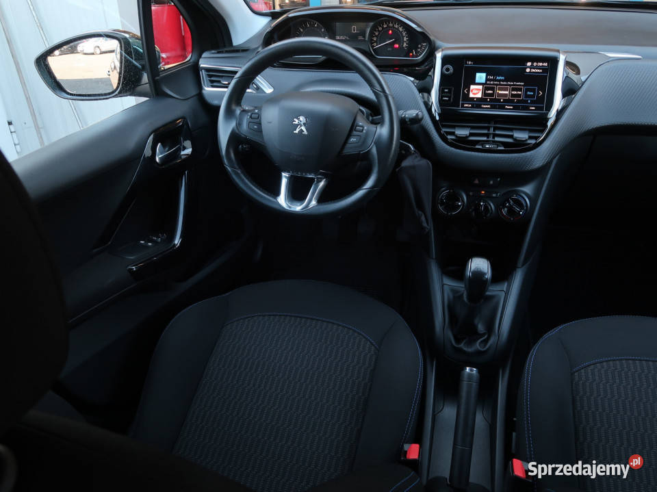 Peugeot 208 12 PureTech bluetooth Lublin