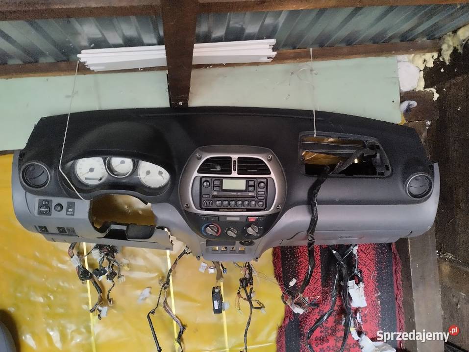 Tunel podłokietnik rav4 II 2 0 D4D diesel terenowe sprzedam
