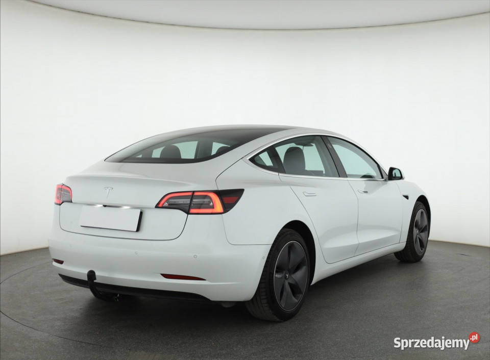 Tesla Model 3 Std Range Plus 52kWh Piaseczno