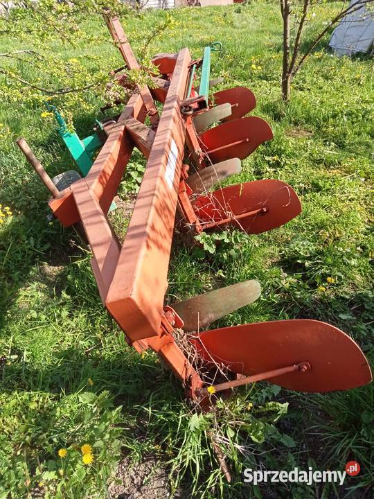 Sprzedam pług agromasz