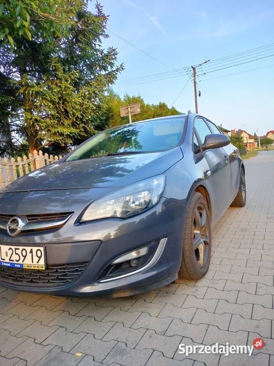sprzedam Astra j4 17 CDTI Cosmo aluminiowe felgi Koło
