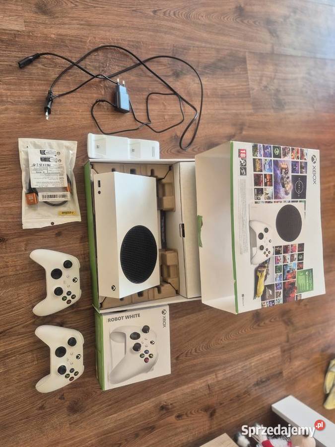 HIT Xbox Series S 512 GB 2 kontrolery stacja Chorzele sprzedam