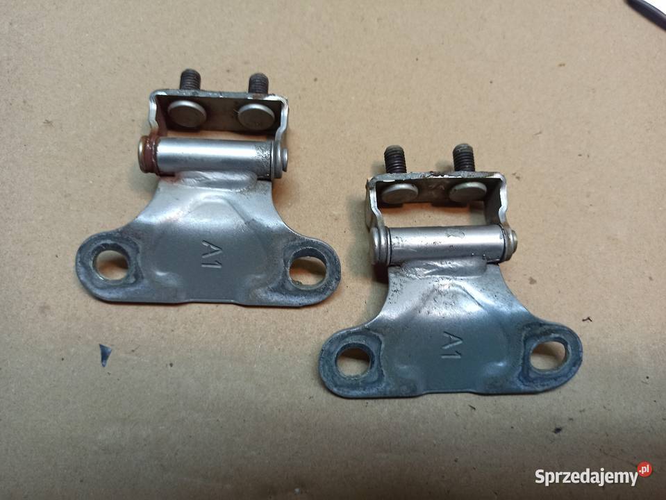 Toyota Avensis T25 kombi zawiasy klapy bagażnika Bolesławiec sprzedam