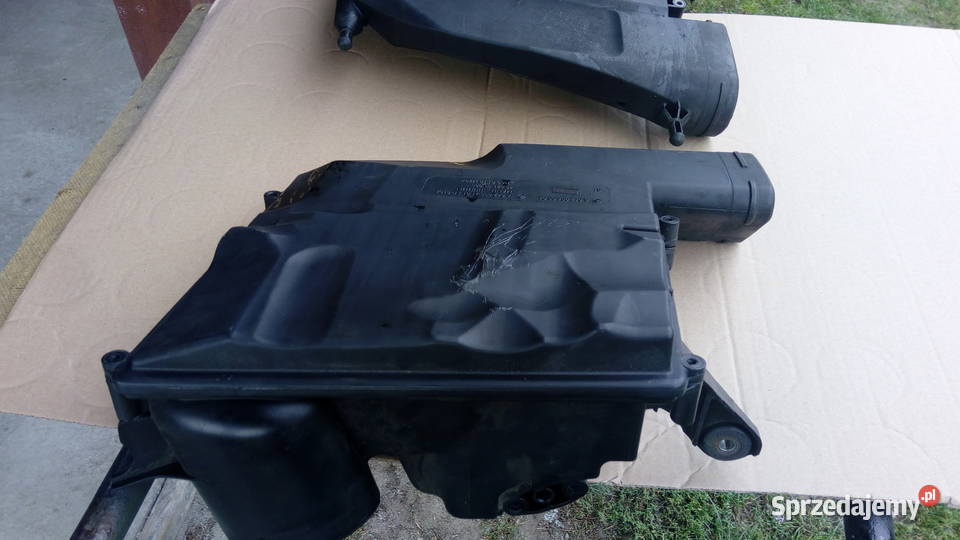 Obudowa filtra powietrza Mercedes 320 CDI osobowe Lisia Góra