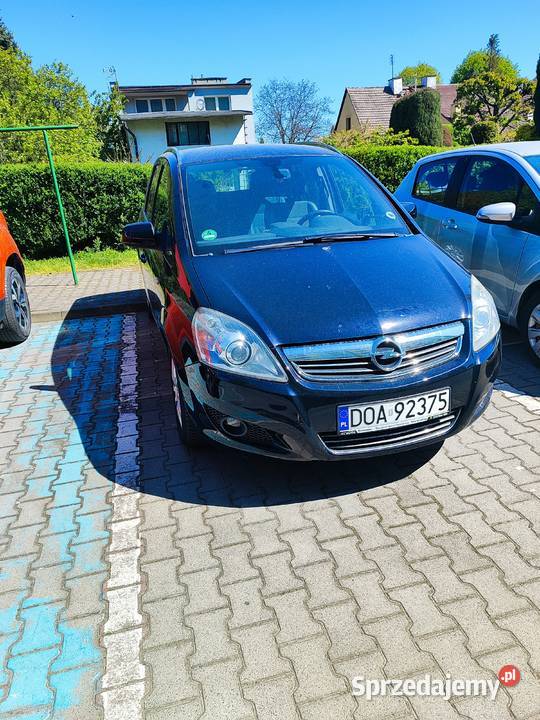 Opel Zafira Cosmo nieuszkodzony