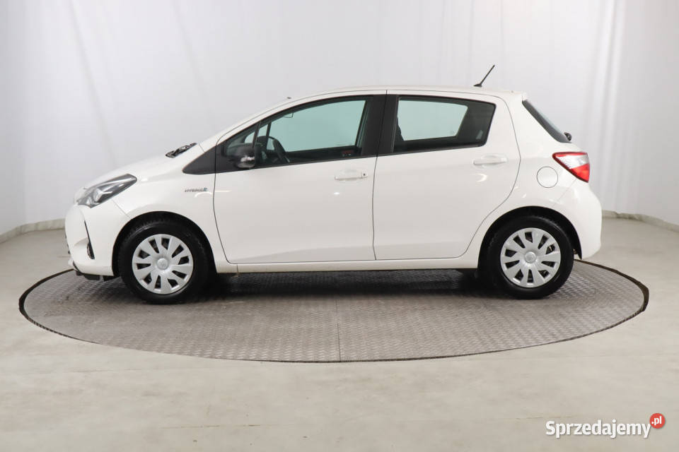 Toyota Yaris 15 Hybrid 1497cm3 Zabrze sprzedam