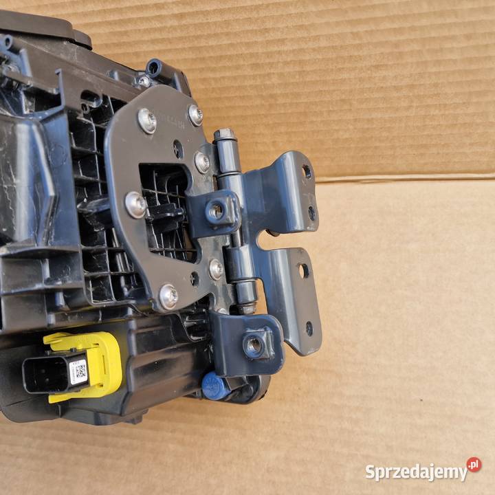 SCANIA R S G LAMPA PRZEDNIA REFLEKTOR FULL LED Bieleń sprzedam