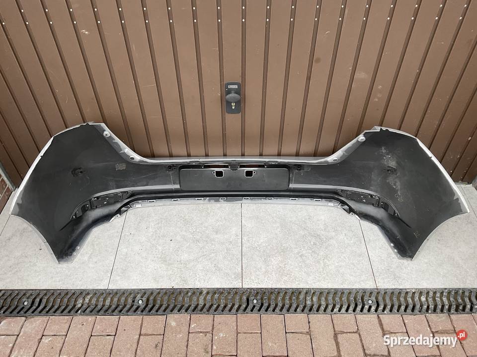 Toyota Auris II HB LIFT ZDERZAK TYŁ PDC wielkopolskie