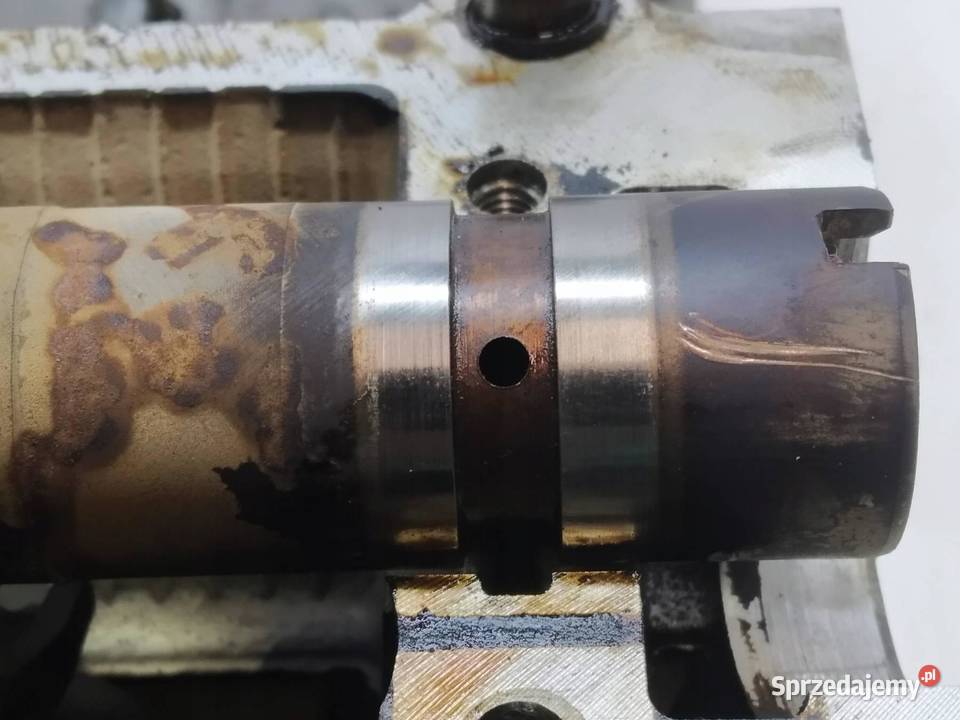 GŁOWICA KOMPLETNA 20 16V F4R F4T01 Renault Głowice cylindrów