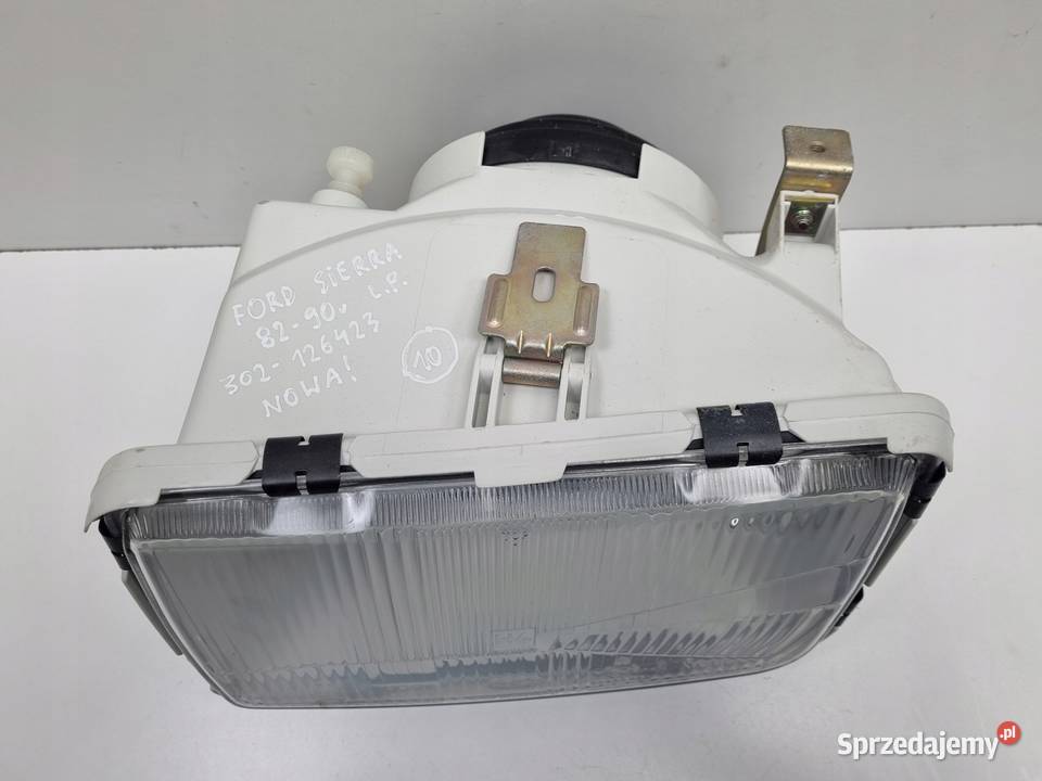 LEWA LEWY Ford Sierra 8290r PRZEDNIA LAMPA PRZÓD Chełm sprzedam