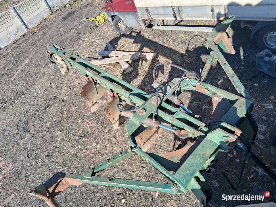 Pług 4 wachadlowy obrotowyzabezpieczenia kolkowe Stany