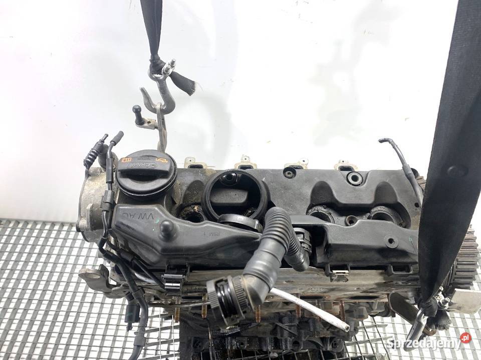 SILNIK VW 20 140 CFH 0914 GOLF VI