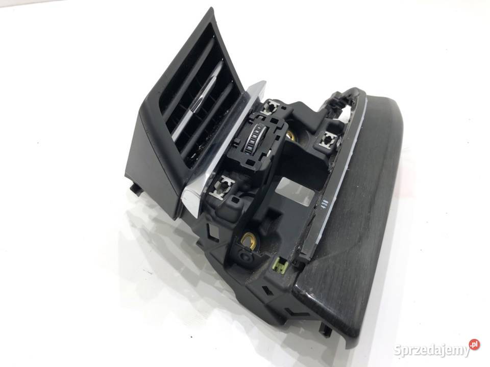 KRATKA NAWIEWU LEWY PRZÓD AUDI Q8 4M8820901A SUV