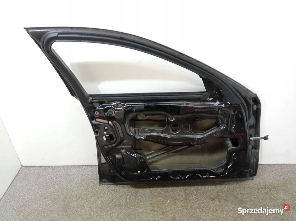 DRZWI LEWE PRZÓD 668 Bmw Seria 5 VI 2010 F071011 osobowe Drzwi