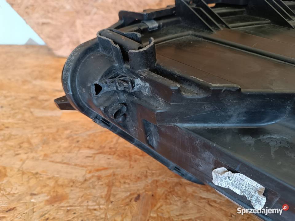 LAMPA LEWY PRZÓD REFLEKTOR XENON 7N1941033D Nowy Tomyśl sprzedam