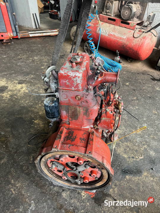 silnik ciągnik rolniczy C330 silnik URSUS C330 łódzkie Działoszyn sprzedam