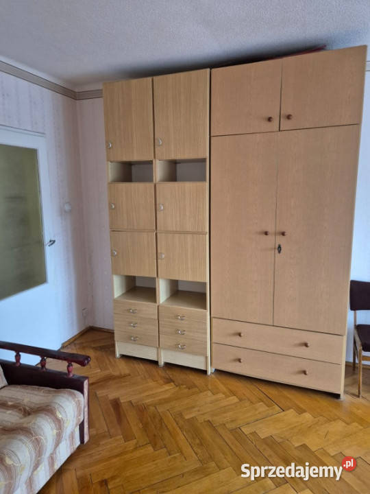 Mieszkanie do remontu 528 m 2 pokoje balkon 53m2 Gostyń