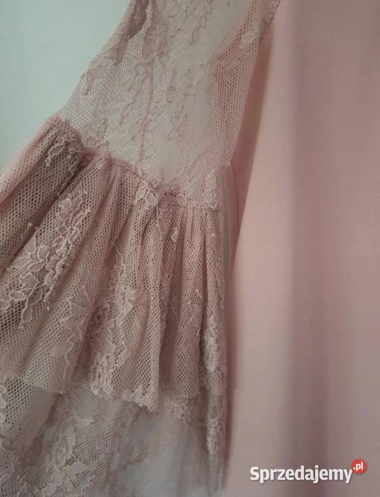 Sukienka koronka pudrowy róż rozkloszowane łódzkie Łódź