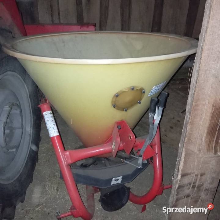 sprzedam lej do nawozu nieuszkodzony Rozsiewacze nawozów Nawożenie wielkopolskie