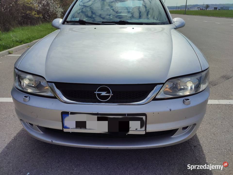 Opel Vectra B Zender 18 125 Benzyna ładny stan