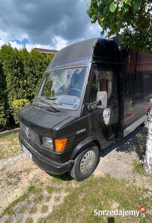 Mercedesbenz Kaczka 308D Food truck