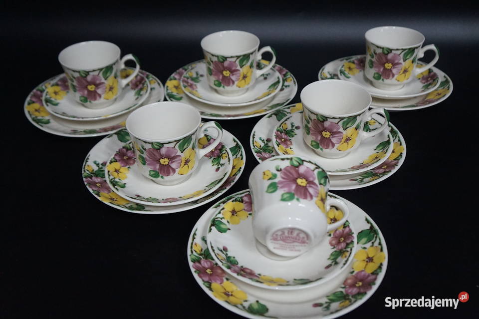 Na sprzedaż 6 kompletów Anielska porcelana Kalisz