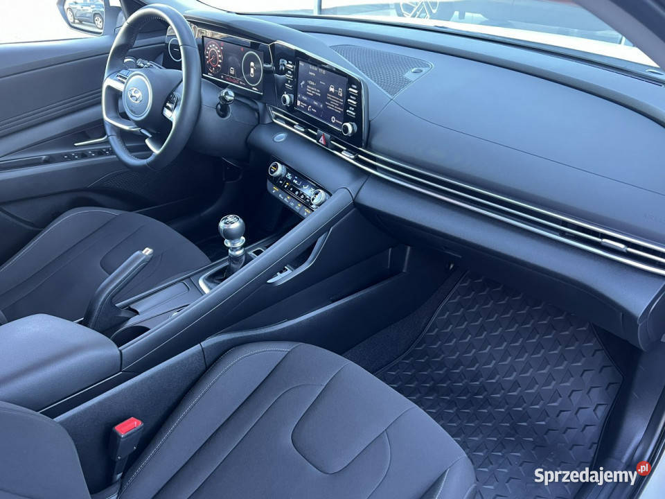 Hyundai Elantra 16MPI 123 Smart TECH Idealny czujnik parkowania