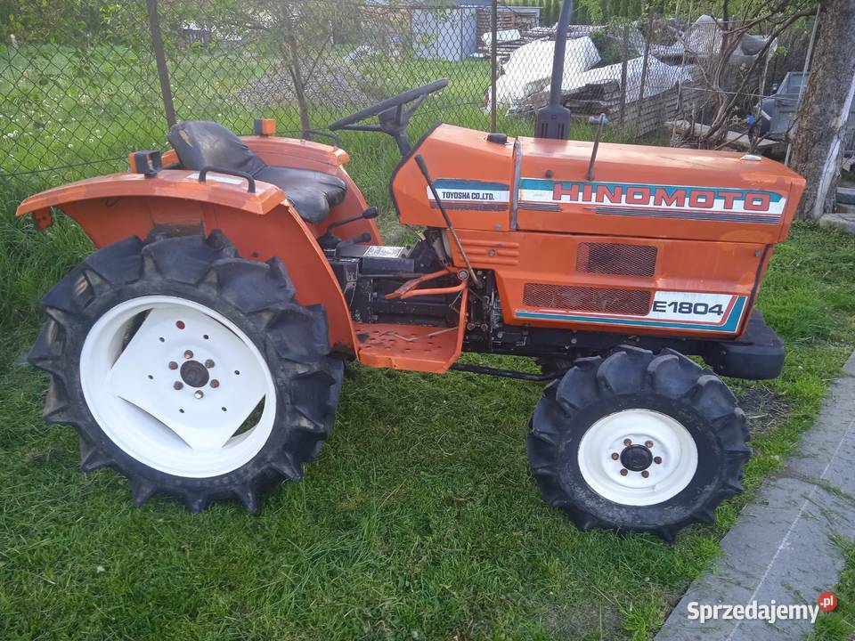Traktor 4x4 hinomoto e1804 3cylindrowy Sękowa