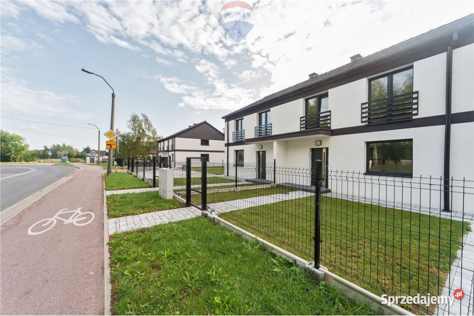 Nowy ekonomiczny dom w zabudowie bliźniaczej Oświęcim