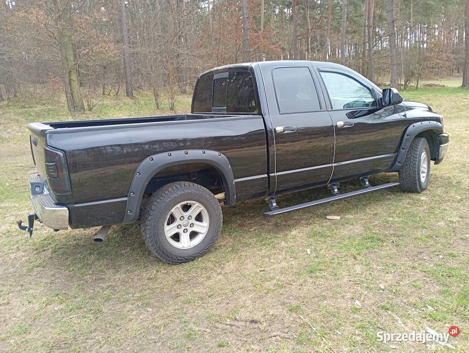 Sprzedam Ram 1500 57 HEMI nieuszkodzony